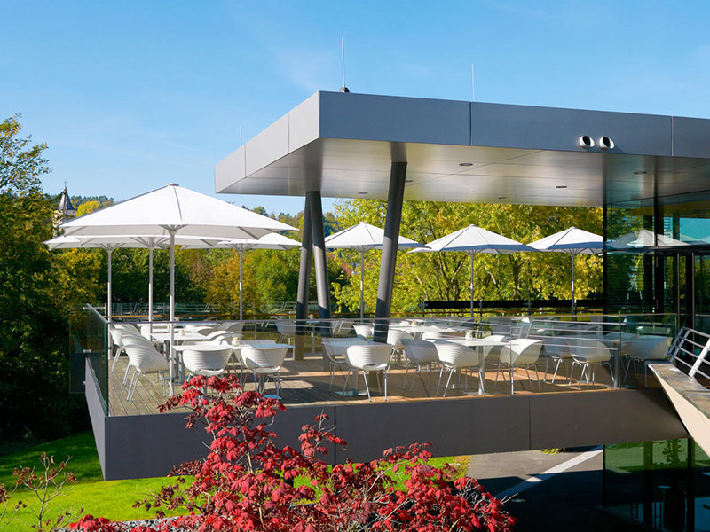 parasol snack, parasol bar, petit parasol terrasse, parasol léger, parasol professionnel blanc