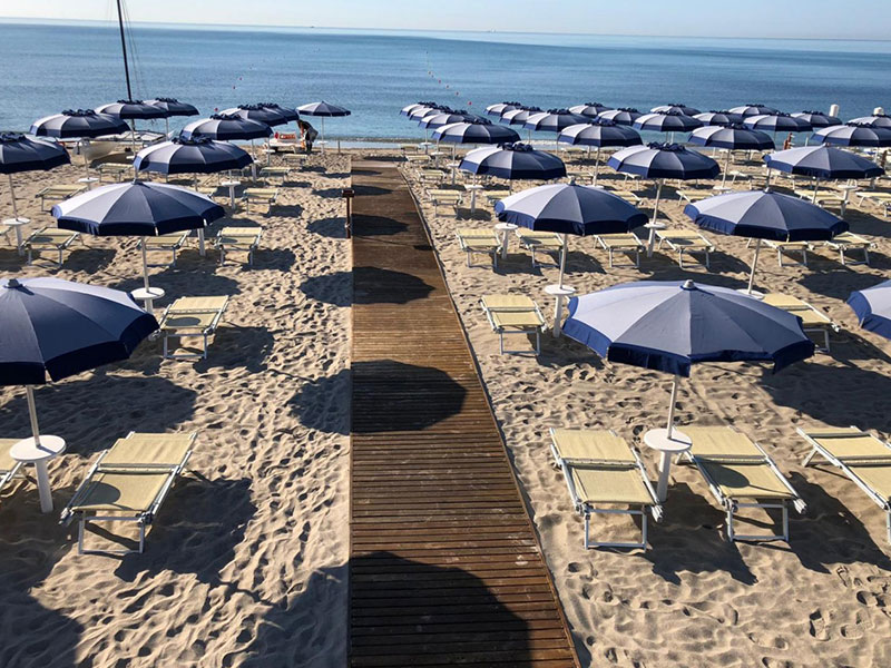 bain de soleil professionnel, transat professionnel, bain de soleil aluminium, transat aluminium, plage privée