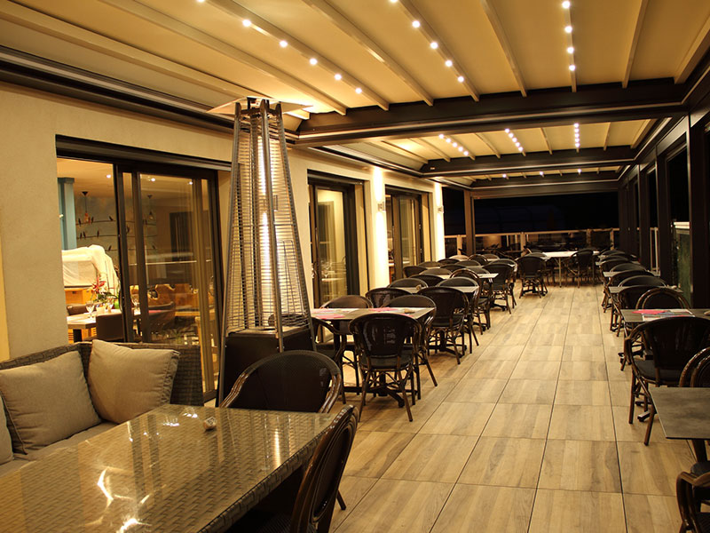 Pergola professionnelle, pergola à toile rétractable, pergola restaurant, pergola terrasse