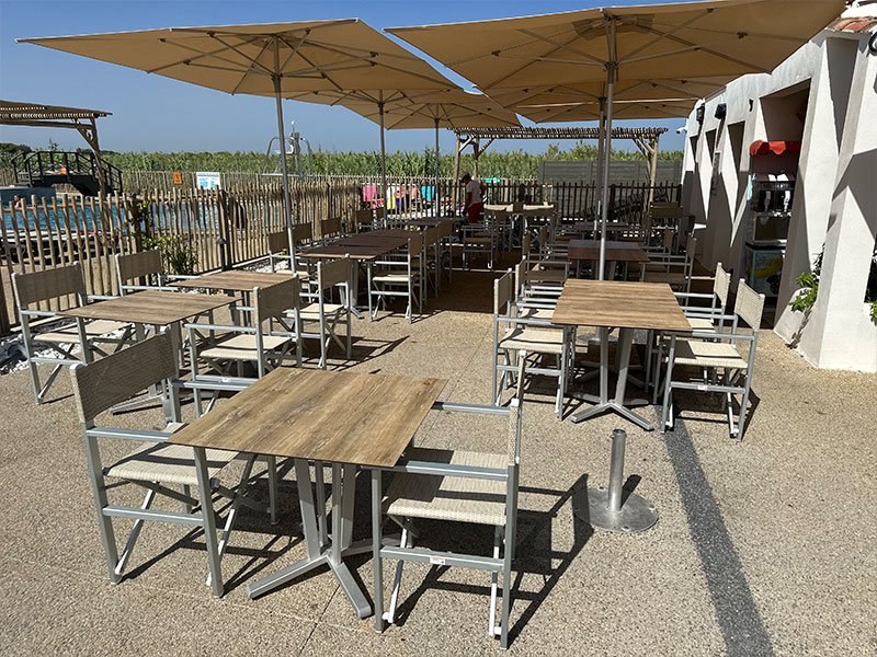 mobilier de terrasse professionnel, mobilier d'extérieur professionnel, table de terrasse pro